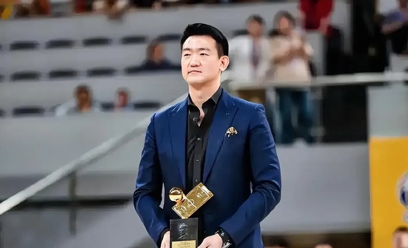 买球的APP官网-最佳教练人选是谁最佳教练